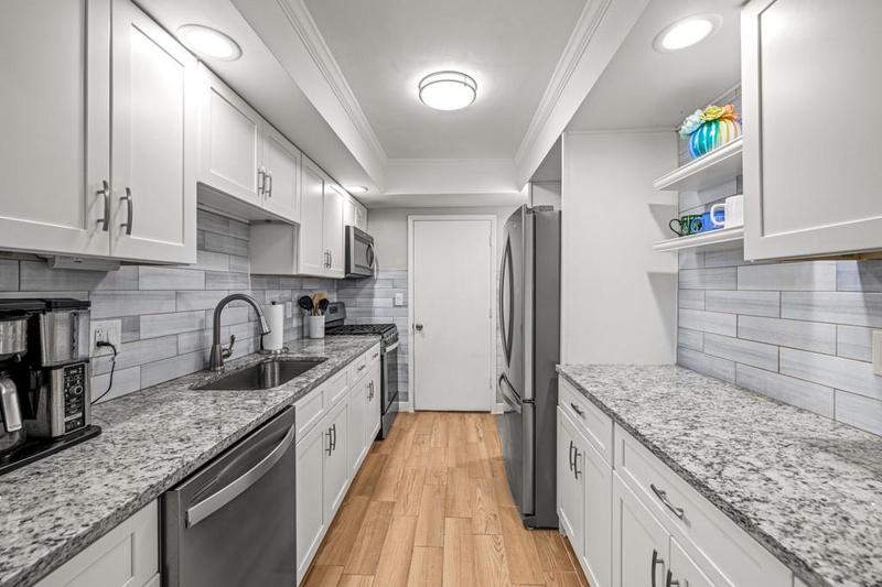 Image for property 6851 Roswell Road I18, Sandy Springs, GA 30328