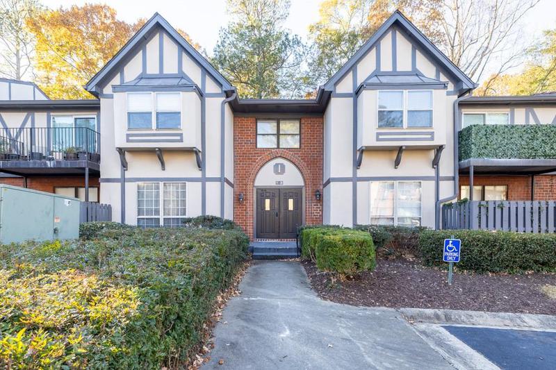 Image for property 6851 Roswell Road I18, Sandy Springs, GA 30328