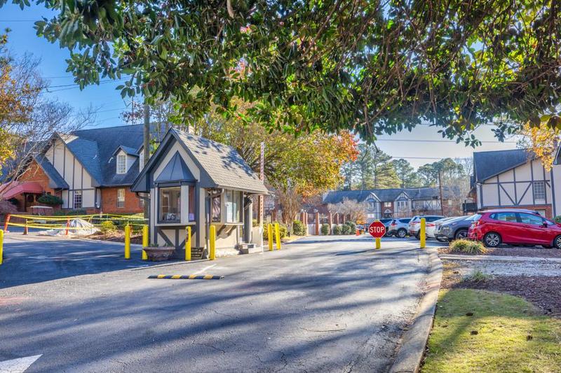 Image for property 6851 Roswell Road I18, Sandy Springs, GA 30328