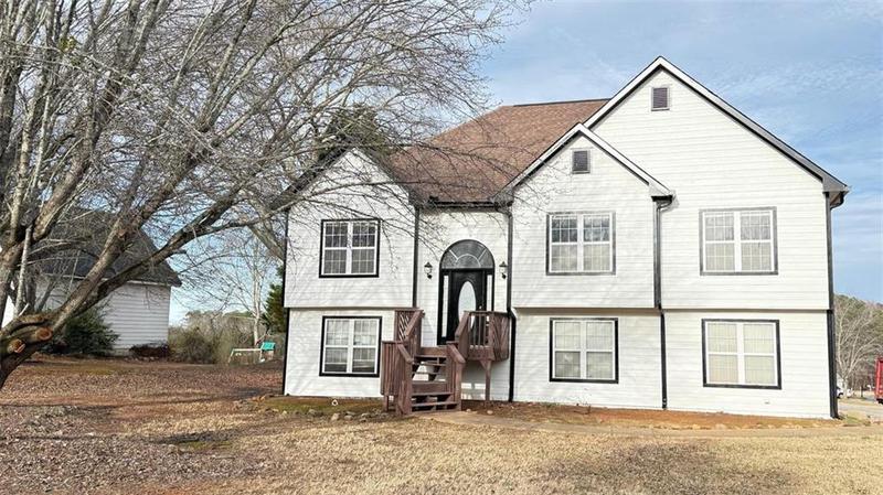 Image for property 484 LISA Circle, Winder, GA 30680