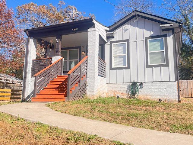 Image for property 1074 HOBSON Street, Atlanta, GA 30310