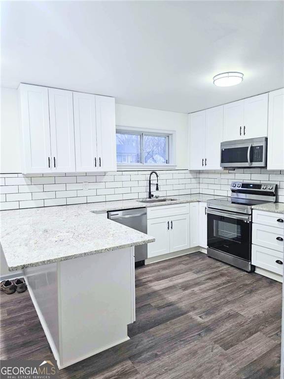 Image for property 3109 Cloverhurst Circle, East Point, GA 30344