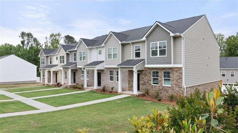 Image for property 1029 Cades Walk, Lawrenceville, GA 30045