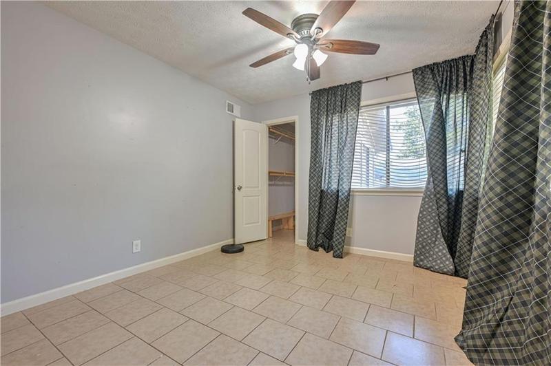 Image for property 4650 Heather Court, Union City, GA 30291