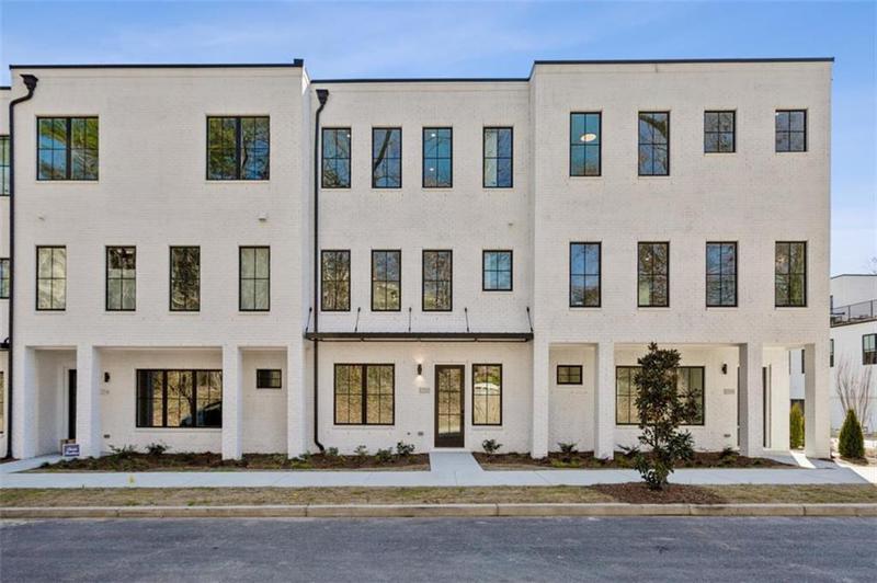 Image for property 2202 Carlton Court 7, Atlanta, GA 30318
