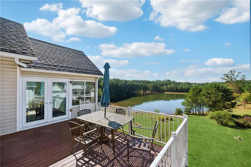 Image for property 9 Westmoreland Lake Drive, Buchanan, GA 30113