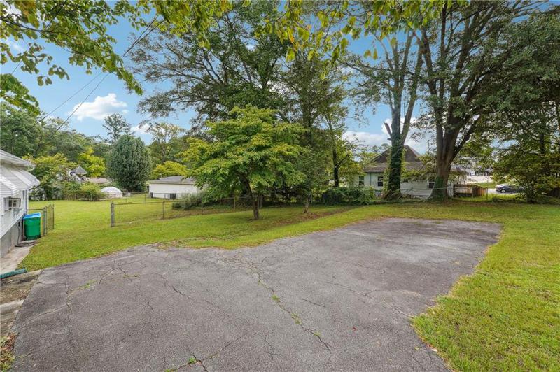 Image for property 5665 Austell Powder Springs Road, Austell, GA 30106