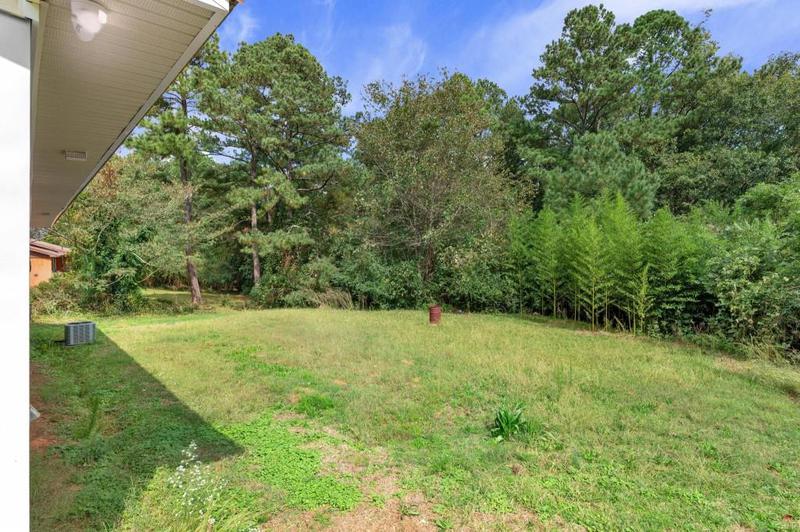 Image for property 1242 Thornton Drive, Elberton, GA 30635