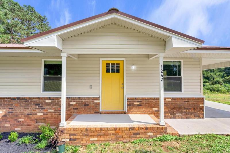 Image for property 1242 Thornton Drive, Elberton, GA 30635