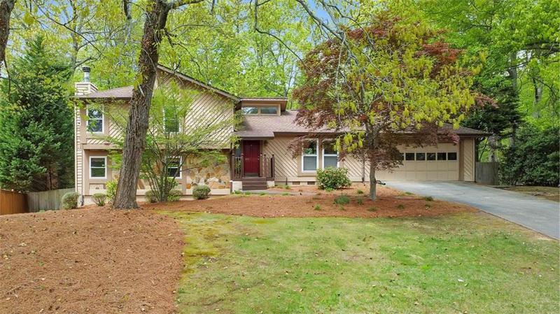 Image for property 951 Woodmont Drive, Marietta, GA 30062