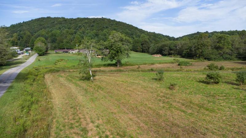 Image for property 239 Glenn Elliott Road, Dahlonega, GA 30533