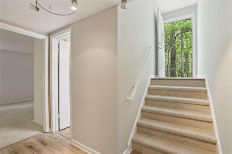 Image for property 702 Glenleaf Drive, Peachtree Corners, GA 30092