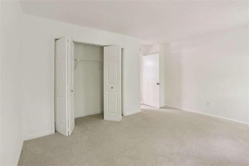 Image for property 702 Glenleaf Drive, Peachtree Corners, GA 30092