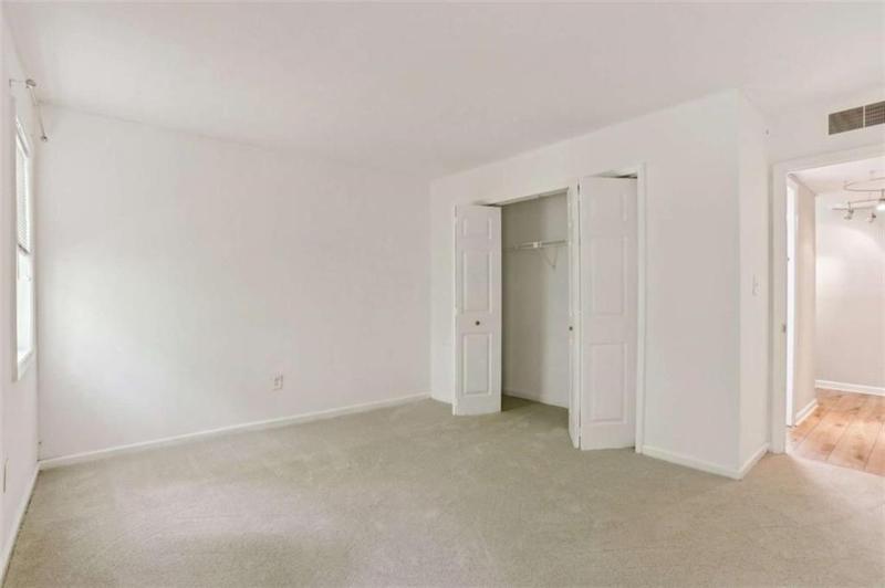 Image for property 702 Glenleaf Drive, Peachtree Corners, GA 30092