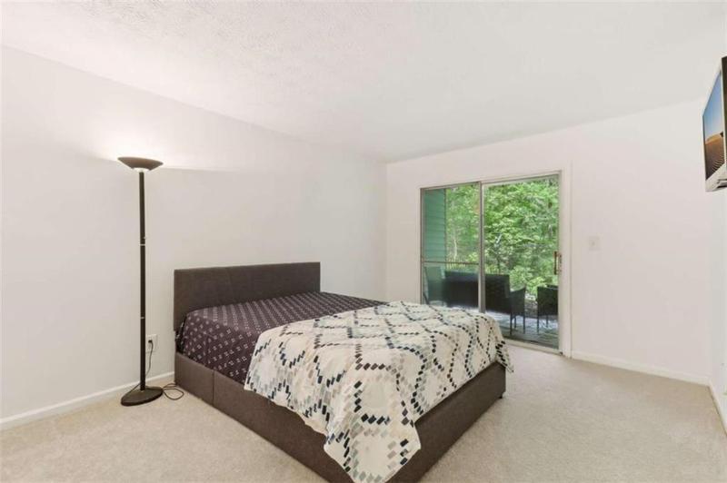 Image for property 702 Glenleaf Drive, Peachtree Corners, GA 30092