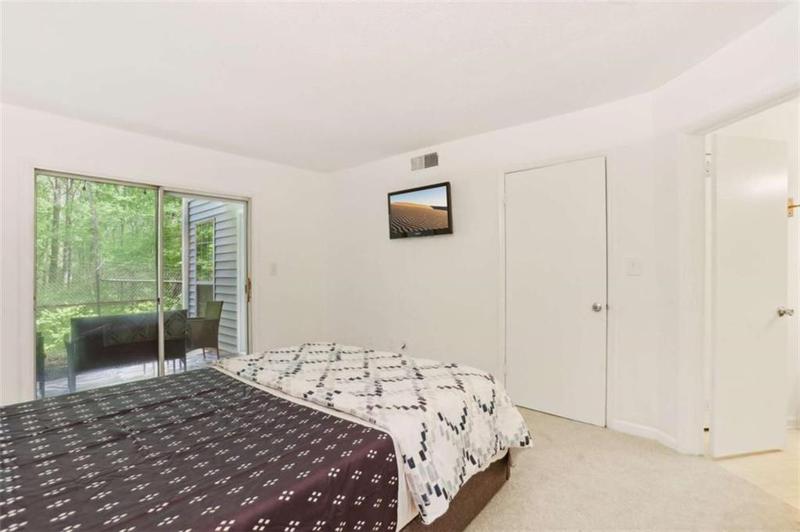 Image for property 702 Glenleaf Drive, Peachtree Corners, GA 30092