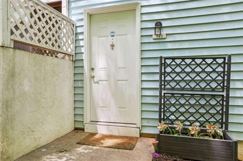 Image for property 702 Glenleaf Drive, Peachtree Corners, GA 30092