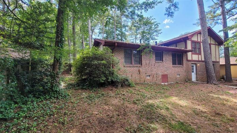 Image for property 664 INDIAN CREEK Drive, Stone Mountain, GA 30083