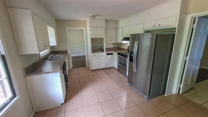 Image for property 664 INDIAN CREEK Drive, Stone Mountain, GA 30083