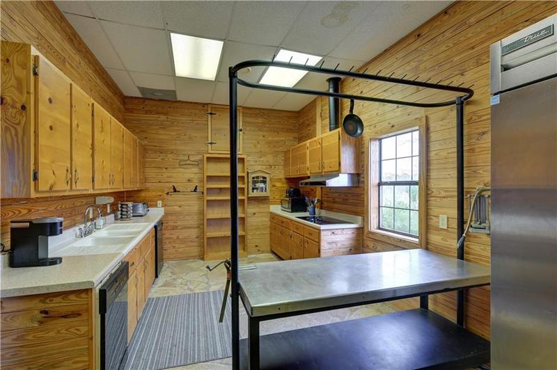 Image for property 480 J D Walton Road, Newnan, GA 30263