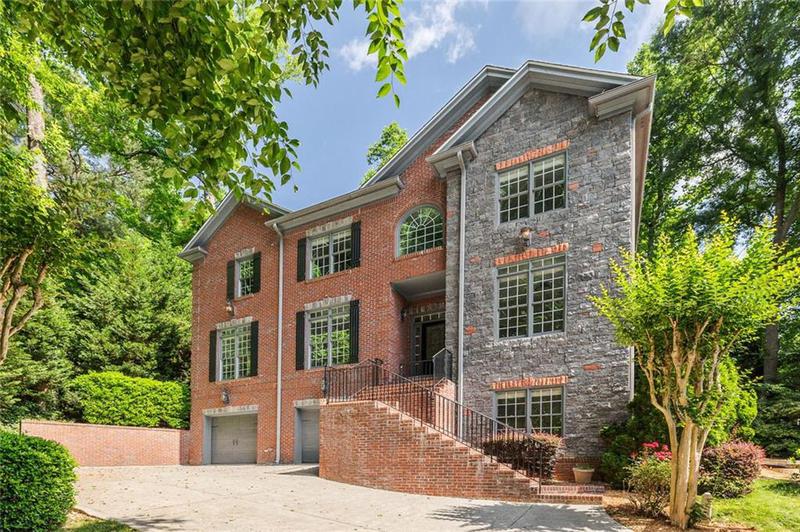 Image for property 576 Cliftwood Court, Sandy Springs, GA 30328