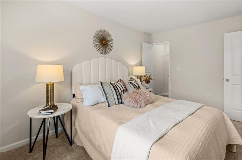 Image for property 1352 Riverstone Road 104, Jonesboro, GA 30238