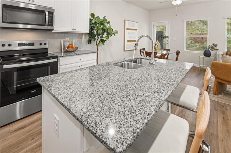 Image for property 1352 Riverstone Road 104, Jonesboro, GA 30238