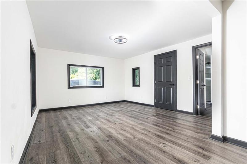 Image for property 1020 oakland Drive, Atlanta, GA 30310