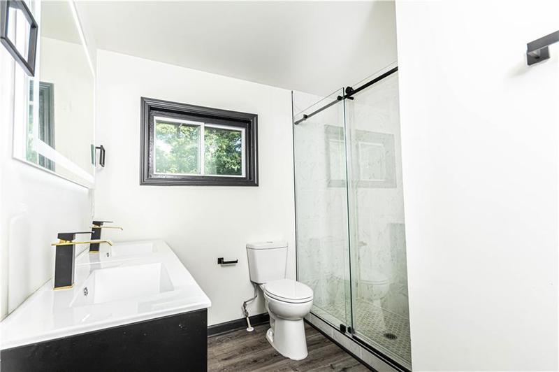 Image for property 1020 oakland Drive, Atlanta, GA 30310