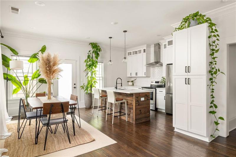 Image for property 1425 Oglethorpe Avenue, Atlanta, GA 30310