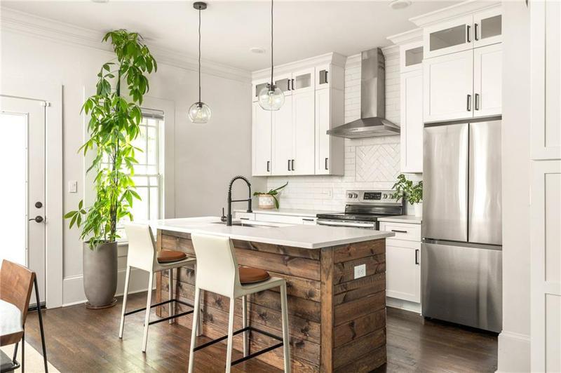 Image for property 1425 Oglethorpe Avenue, Atlanta, GA 30310