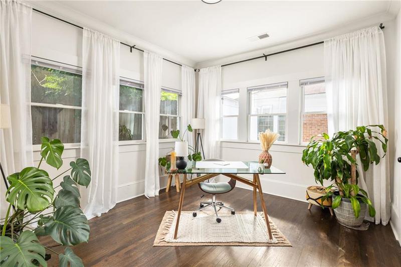 Image for property 1425 Oglethorpe Avenue, Atlanta, GA 30310