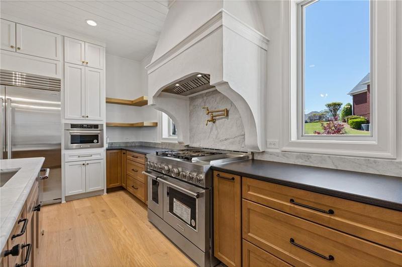 Image for property 5325 Retreat Drive, Flowery Branch, GA 30542