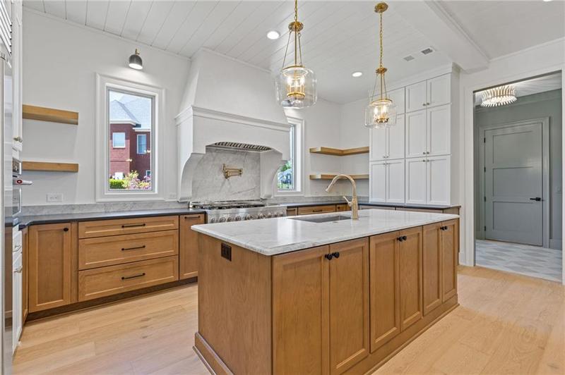 Image for property 5325 Retreat Drive, Flowery Branch, GA 30542