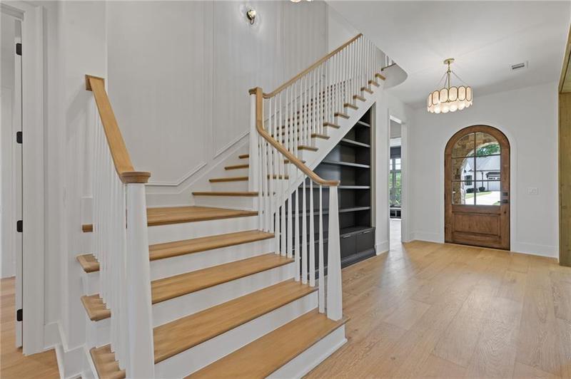 Image for property 5325 Retreat Drive, Flowery Branch, GA 30542