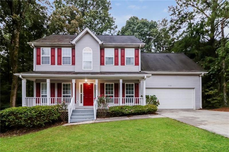 Image for property 5526 Chestnut Creek Lane, Flowery Branch, GA 30542