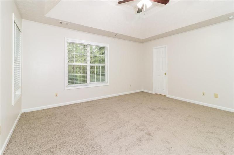 Image for property 5526 Chestnut Creek Lane, Flowery Branch, GA 30542
