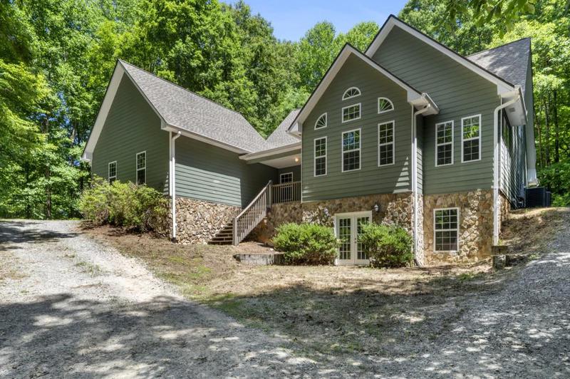 Image for property 149 Grouse Lane, Talking Rock, GA 30175