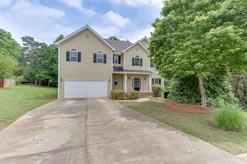 Image for property 5823 Little Doe Walk, Flowery Branch, GA 30542