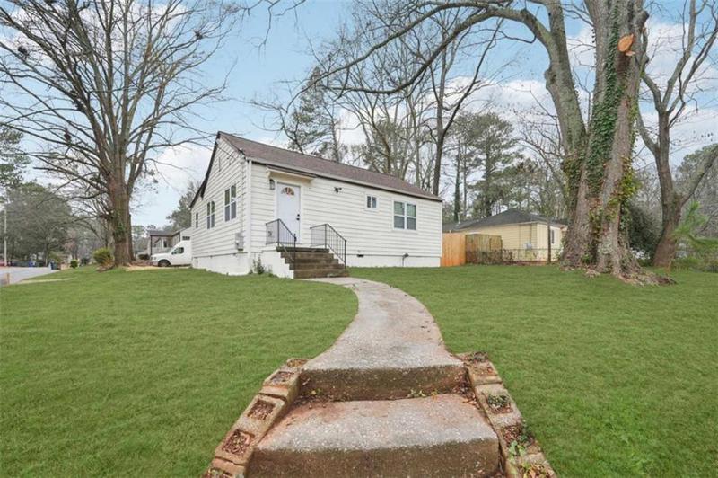 Image for property 1288 Almont Drive, Atlanta, GA 30310