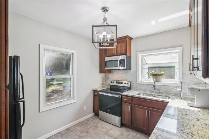 Image for property 1618 BELMONT Avenue, Atlanta, GA 30310