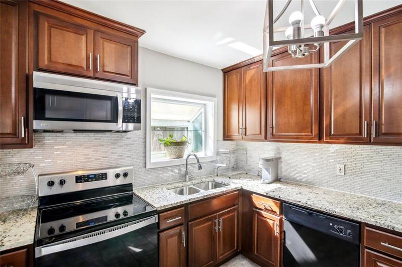 Image for property 1618 BELMONT Avenue, Atlanta, GA 30310