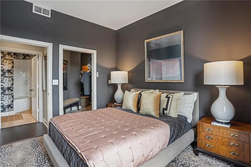 Image for property 2626 Peachtree Road 1108, Atlanta, GA 30305
