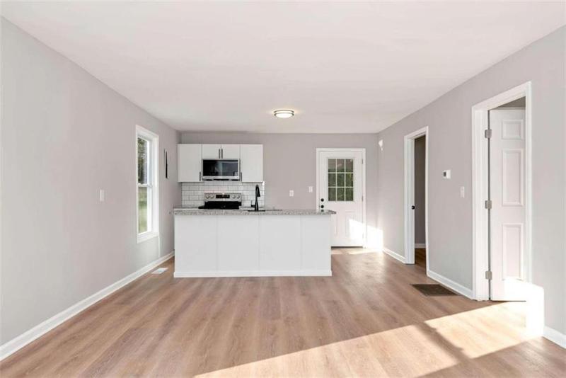 Image for property 124 Stark Street, Commerce, GA 30529