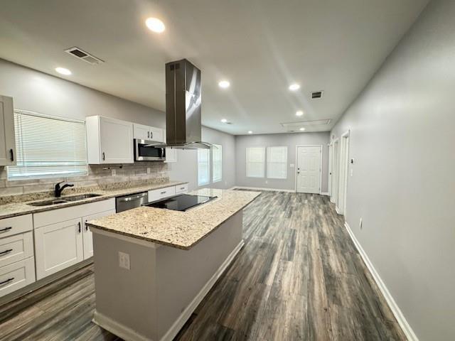 Image for property 781 Peyton Avenue, Atlanta, GA 30318