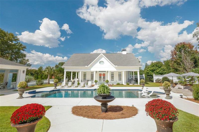 Image for property 132 Holsenbeck School Road, Winder, GA 30680