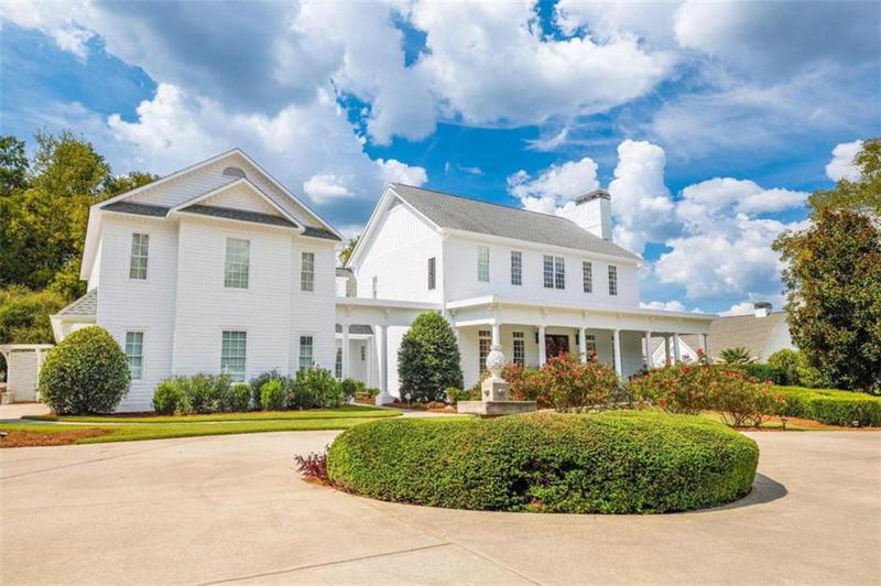 Image for property 132 Holsenbeck School Road, Winder, GA 30680