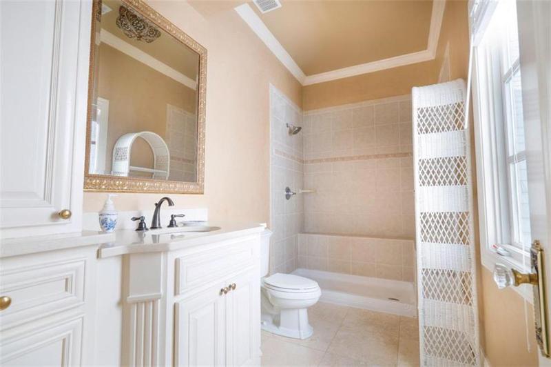 Image for property 132 Holsenbeck School Road, Winder, GA 30680