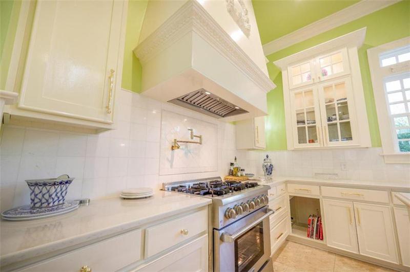 Image for property 132 Holsenbeck School Road, Winder, GA 30680