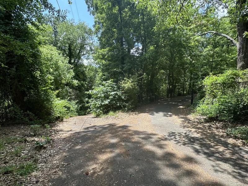 Image for property 220 Ridgecrest Road, Mableton, GA 30126